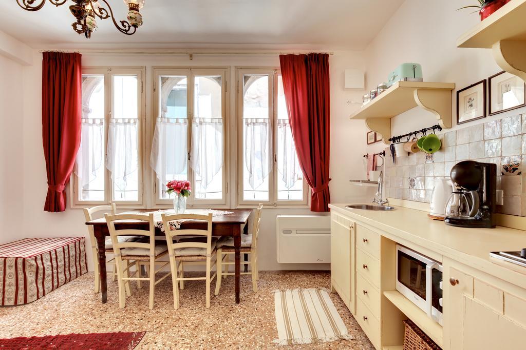 Ca' Badoer Frari Apartamento *