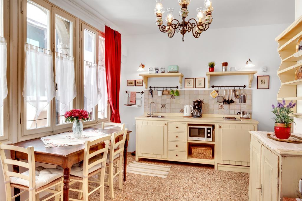 Ca' Badoer Frari Apartamento
